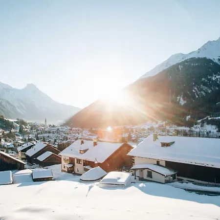 Varadies Pettneu am Arlberg