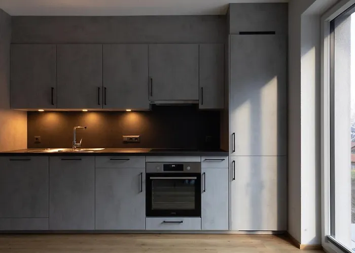 Varadies * Pettneu am Arlberg