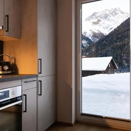 Varadies * Pettneu am Arlberg